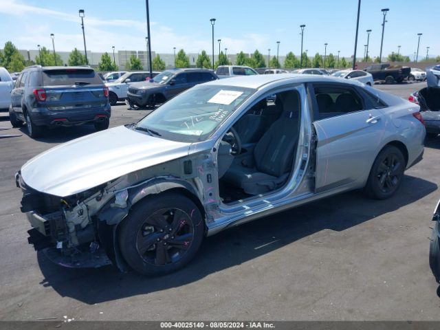5NPLM4AG6NH083030 Hyundai ELANTRA SEL