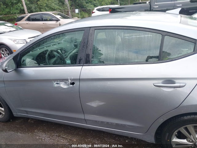 Hyundai ELANTRA SE 2017 5NPD84LFXHH018862 Image 14