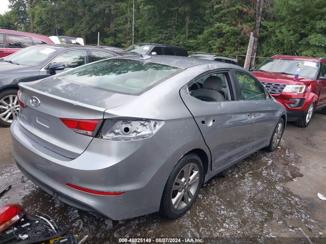 Hyundai ELANTRA SE 2017 5NPD84LFXHH018862 Image 4