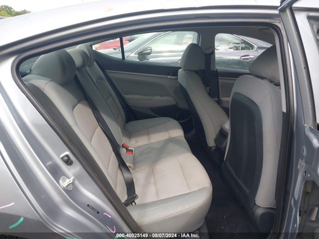 Hyundai ELANTRA SE 2017 5NPD84LFXHH018862 Image 8