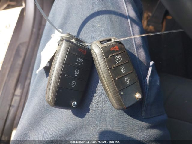 KNDJN2A21J7598349 KIA Soul