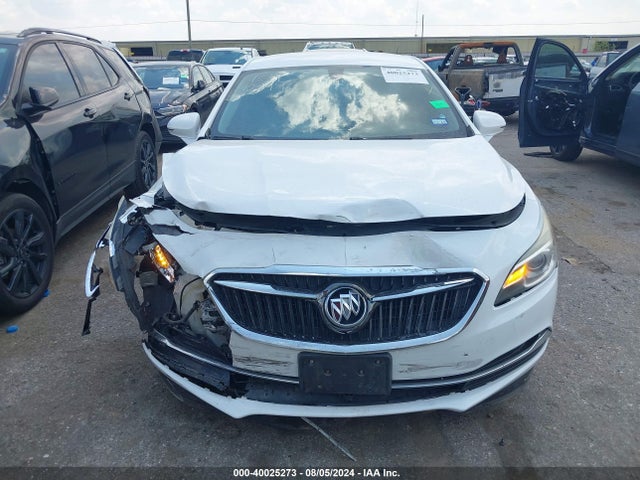 1G4ZP5SSXJU130792 Buick Lacrosse Essence