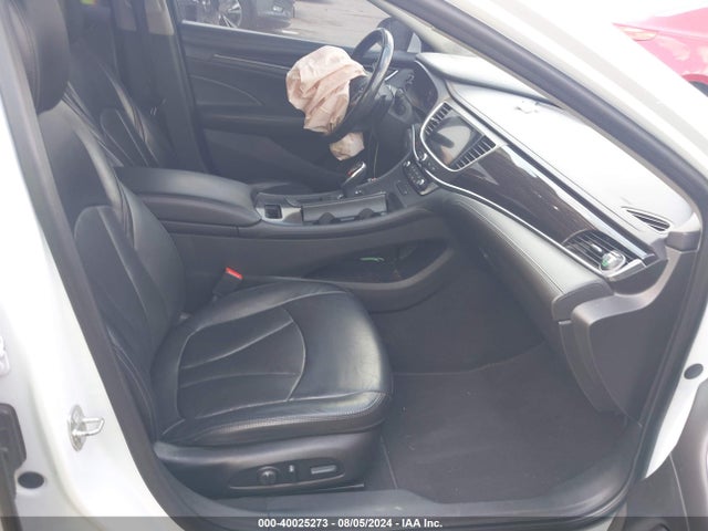 1G4ZP5SSXJU130792 Buick Lacrosse Essence
