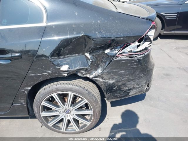 YV140MFK5F2366349 Volvo S60 T5 Premier