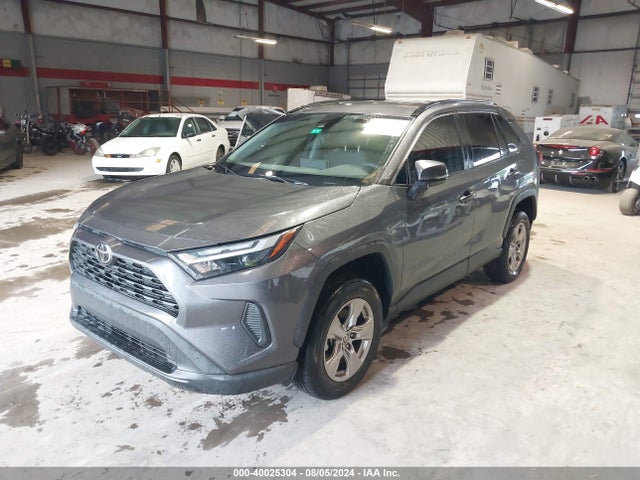 Toyota Rav4 Xle 2022 2T3W1RFV4NW216807 Image 2