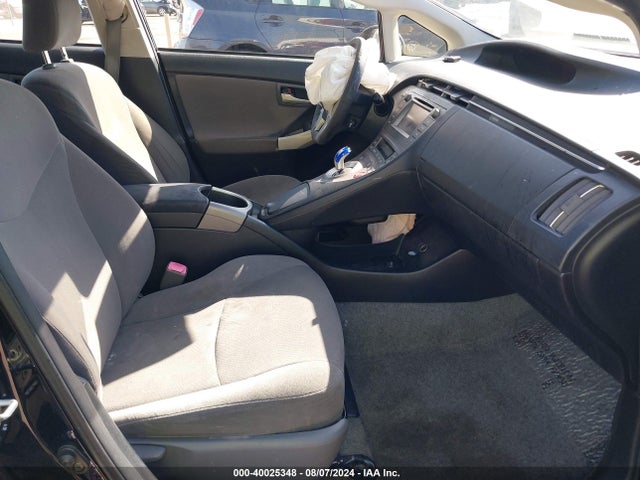 Продаж на аукціоні авто 2013 Toyota Prius Two, vin: JTDKN3DU7D5635489, номер лоту: 40025348