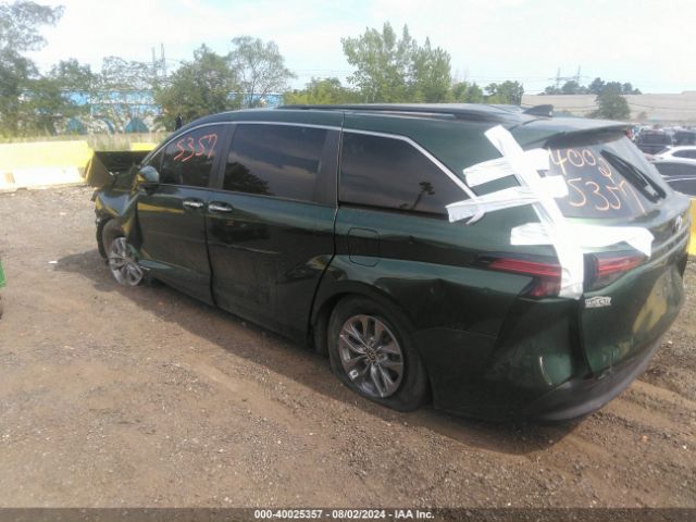 5TDYRKEC8MS067617 Toyota SIENNA XLE