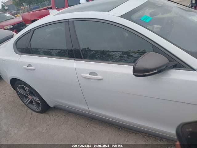 SAJBP4GX1KCY75511 Jaguar Xf 30t 300 Sport Limited Edition