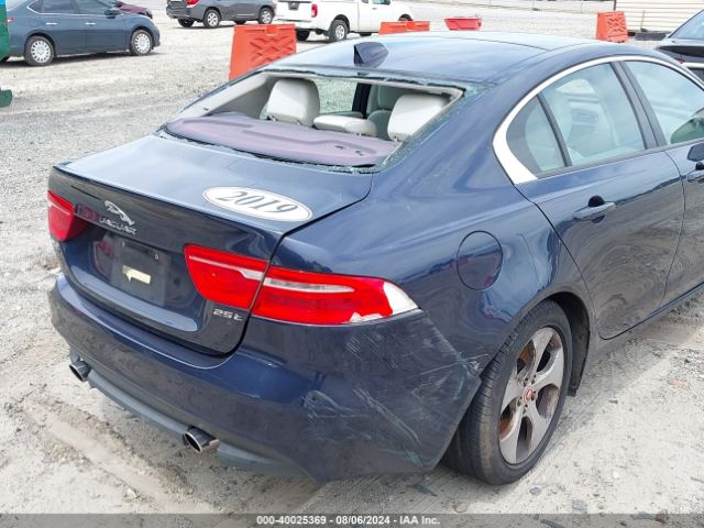 SAJAR4BG6HA963097 Jaguar Xe 25t