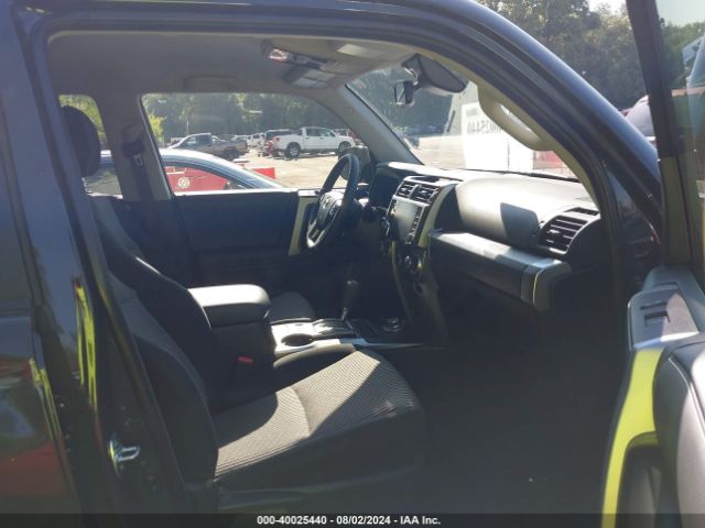 JTEMU5JR6R6239784 Toyota 4RUNNER SR5