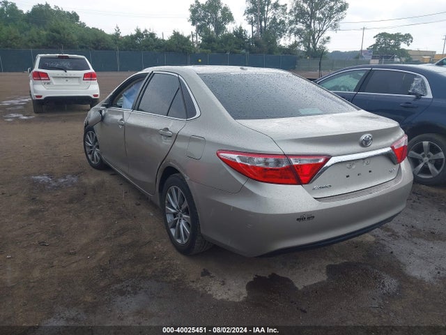 Toyota CAMRY XLE 2016 4T1BF1FK0GU527976 Image 3