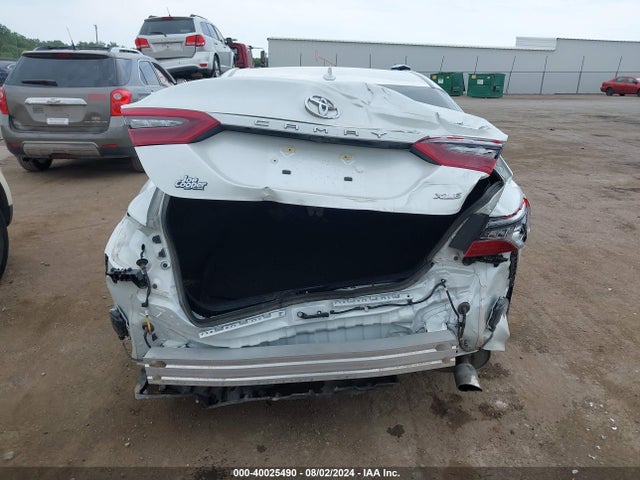 Toyota CAMRY XLE 2022 4T1F11AK3NU035625 Image 17
