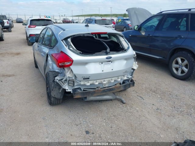 1FADP3K27GL212454 Ford FOCUS SE