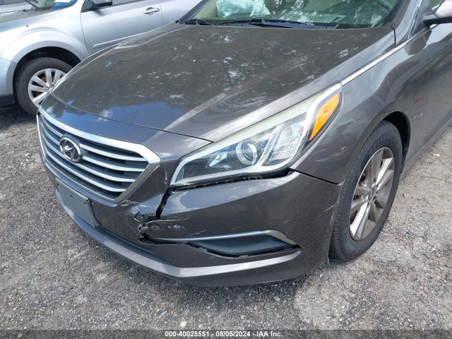 Hyundai SONATA SE 2016 5NPE24AF6GH284497 Image 6