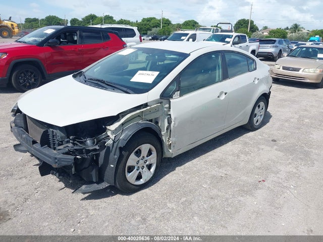 KIA FORTE LX 2015 KNAFK4A61F5412564 Image 2