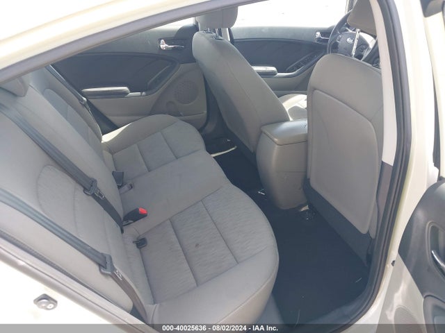 KIA FORTE LX 2015 KNAFK4A61F5412564 Image 8