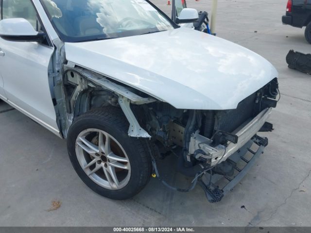 WA1LFAFP3FA094135 Audi Q5 2.0t Premium