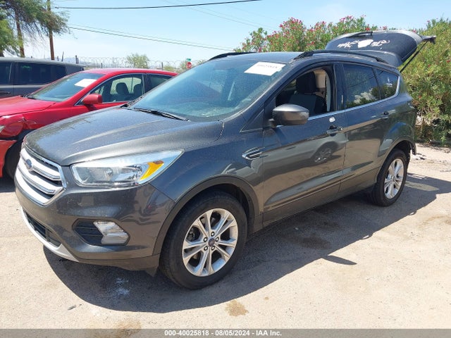 Ford ESCAPE SE 2018 1FMCU0GD2JUA56828 Image 2