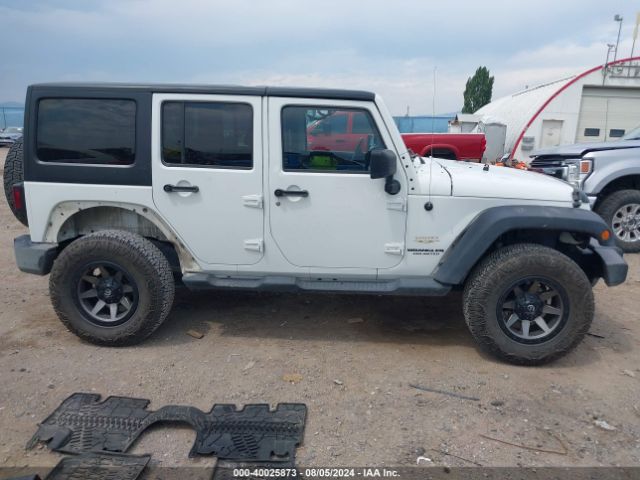 1C4BJWEG6EL243946 Jeep Wrangler Unlimited Sahara