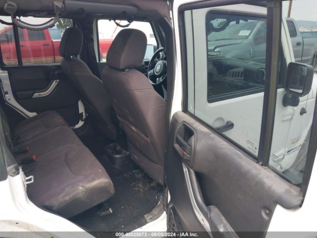 1C4BJWEG6EL243946 Jeep Wrangler Unlimited Sahara