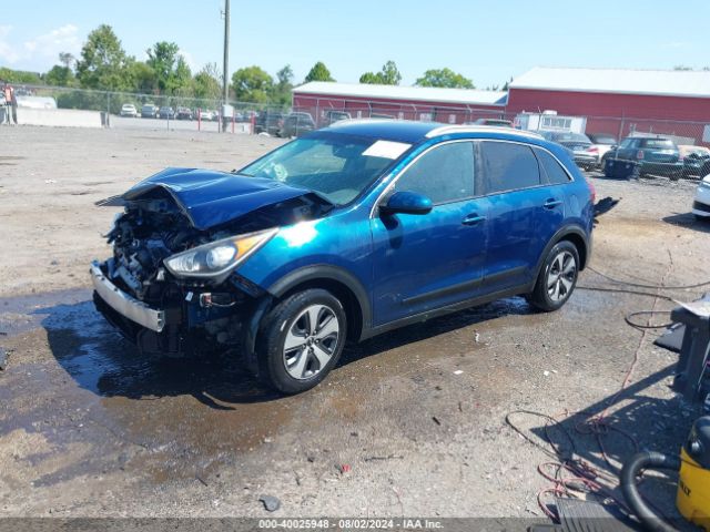 KNDCB3LC5H5032651 KIA NIRO LX