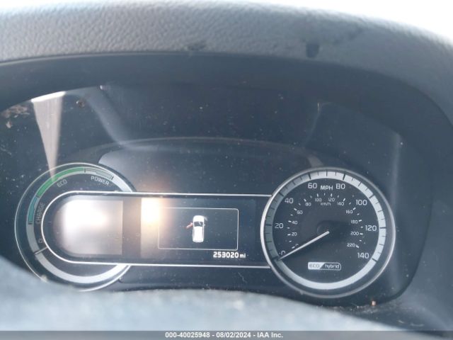 KNDCB3LC5H5032651 KIA NIRO LX