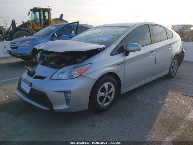JTDKN3DUXE1825621 Toyota Prius Two