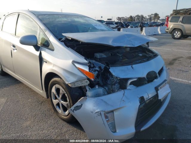 JTDKN3DUXE1825621 Toyota Prius Two