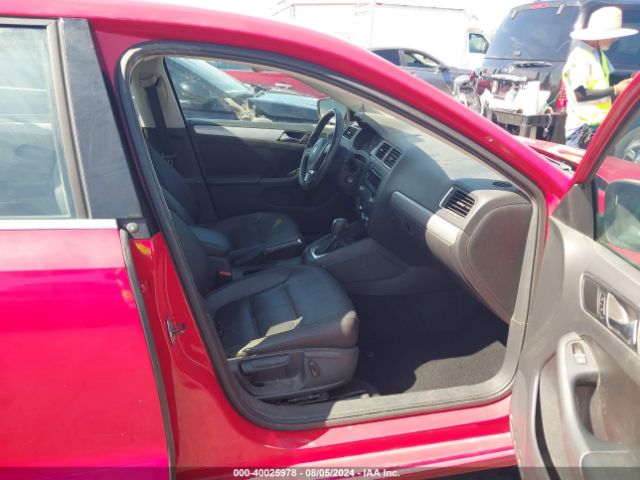 3VWD17AJ5EM241388 Volkswagen Jetta 1.8t Se