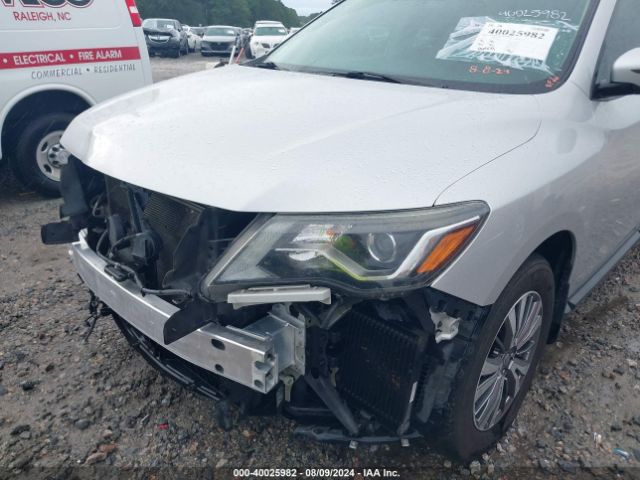 5N1DR2MNXJC666724 Nissan Pathfinder S