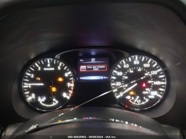 5N1DR2MNXJC666724 Nissan Pathfinder S