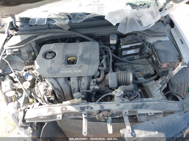 Hyundai Elantra Value Edition 2018 5NPD84LF2JH337324 Image 10