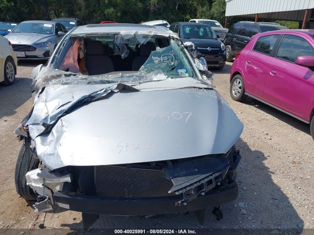 Hyundai Elantra Value Edition 2018 5NPD84LF2JH337324 Image 13