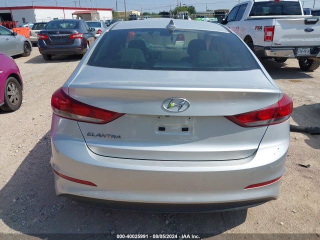 Hyundai Elantra Value Edition 2018 5NPD84LF2JH337324 Image 17