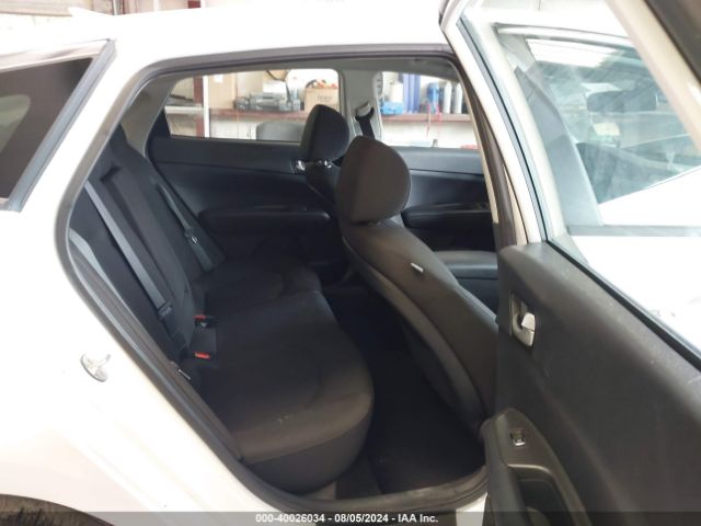 5XXGT4L33KG318621 KIA Optima Lx