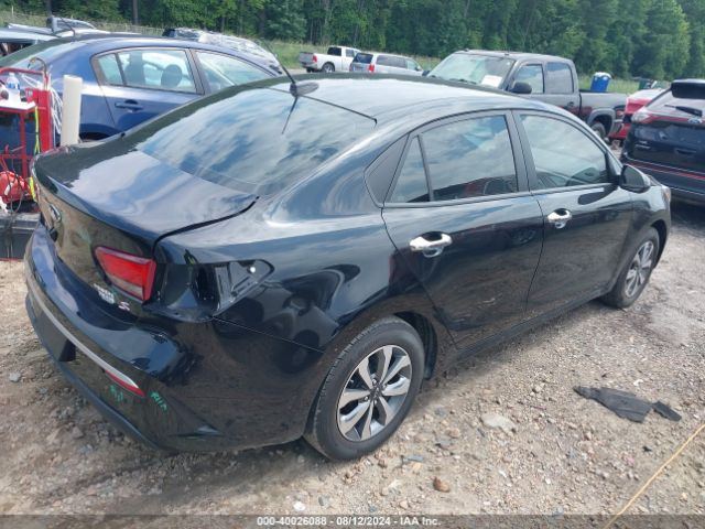 3KPA24ADXME407070 KIA RIO S