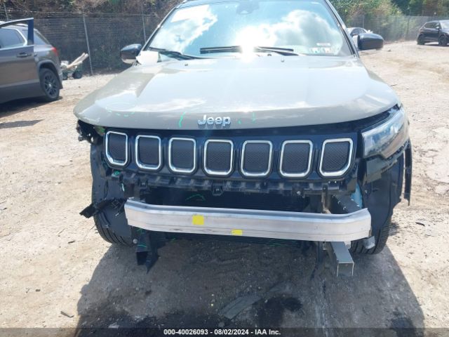 3C4NJDCB4NT104766 Jeep Compass Limited 4x4