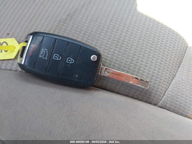 KIA Sorento Lx V6 2015 5XYKTDA72FG604672 Image 11