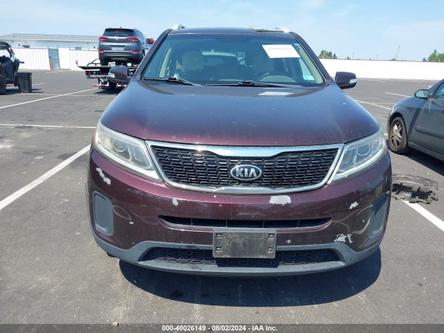 KIA Sorento Lx V6 2015 5XYKTDA72FG604672 Image 12