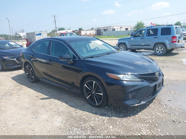 Toyota CAMRY XSE 2018 4T1B61HK3JU014628 zdjęcie główne