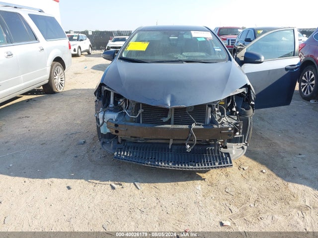 Toyota COROLLA SE 2017 5YFBURHE6HP574685 Image 6