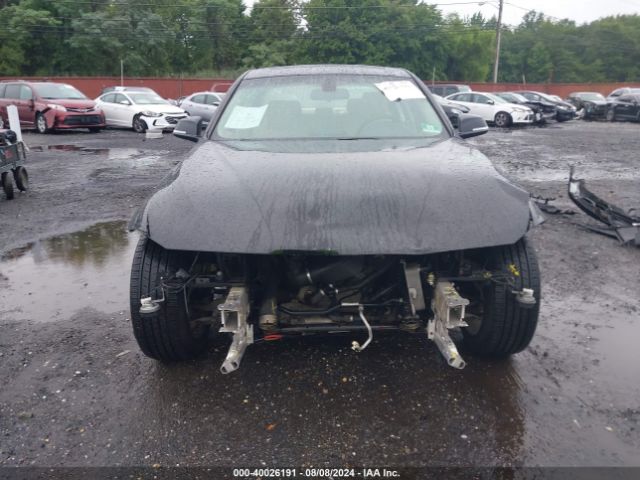 WBA3C3G50ENR25702 BMW 320i Xdrive