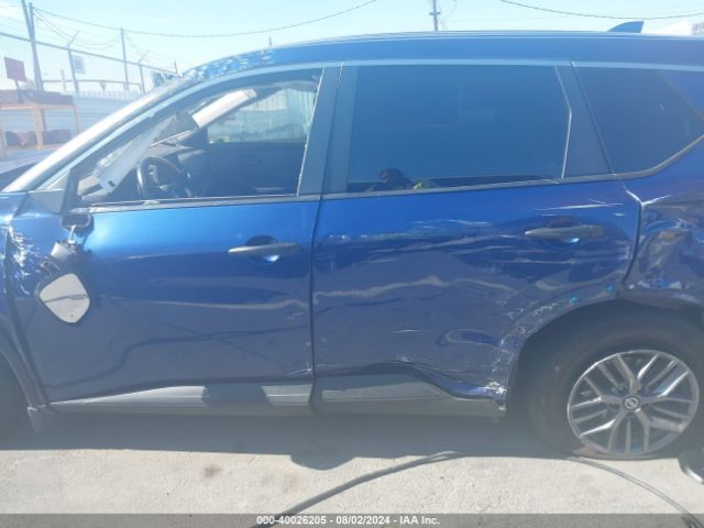JN8AT3AAXMW024673 Nissan Rogue S Fwd