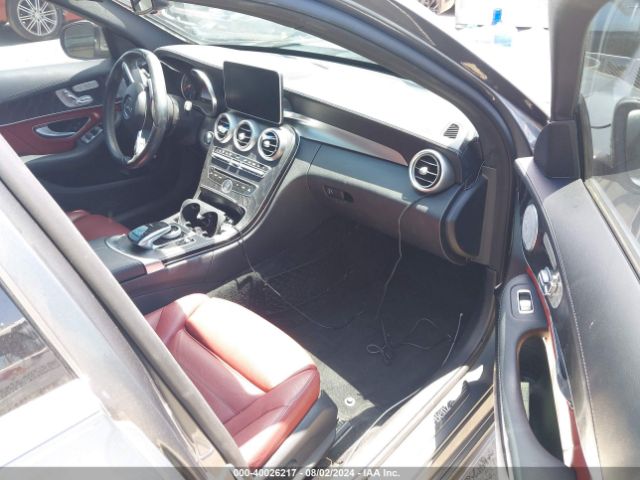 55SWF4JB7HU233014 Mercedes-Benz C 300 Luxury/sport