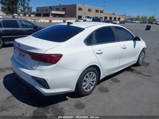 3KPF24AD9LE158295 KIA FORTE FE