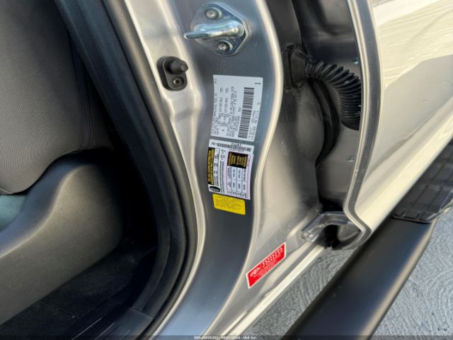 5TFEY5F16MX296845 Toyota Tundra Sr5