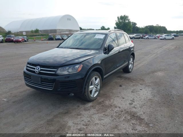 2011 VOLKSWAGEN TOUAREG WVGFK9BP1BD004830 Photo 1