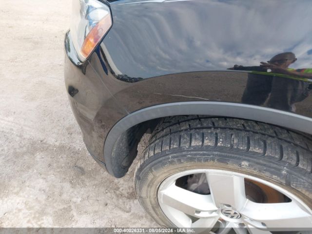 2011 VOLKSWAGEN TOUAREG WVGFK9BP1BD004830 Photo 5