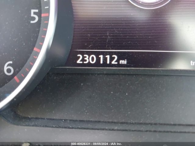 2011 VOLKSWAGEN TOUAREG WVGFK9BP1BD004830 Photo 6