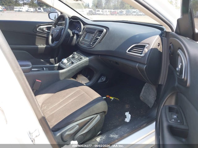 1C3CCCAB7FN579302 Chrysler 200 Limited